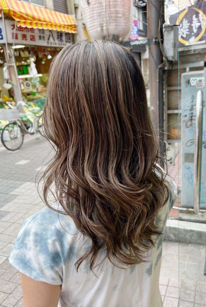 極細ハイライトカラー 幡ヶ谷で話題の美容室 1stがブログにてお客様に新鮮な情報をお届け